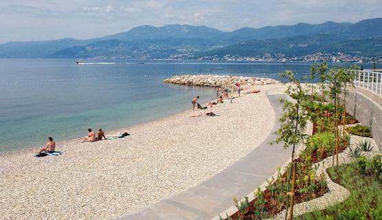 Hostel Kvarner- Private Rooms & Dorms Rijeka Exterior photo